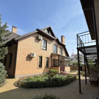 Продается Дом, 453 м²