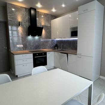 Сдается 1-комнатная квартира, 39 м²