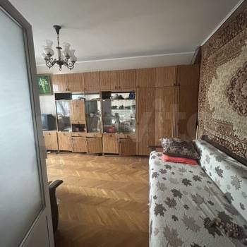 Продается 1-комнатная квартира, 32,9 м²