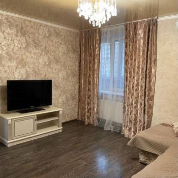Сдается 1-комнатная квартира, 39 м²