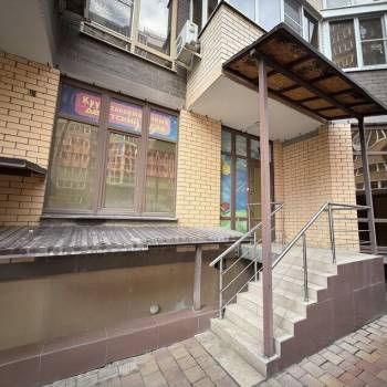 Продается Нежилое помещение, 130 м²