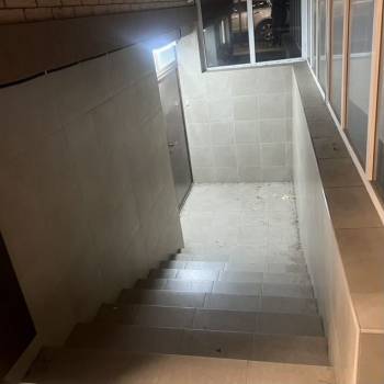 Сдается Нежилое помещение, 240 м²