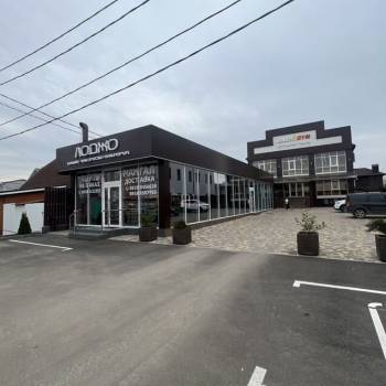 Сдается Нежилое помещение, 240 м²