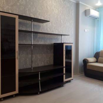 Продается 1-комнатная квартира, 35 м²