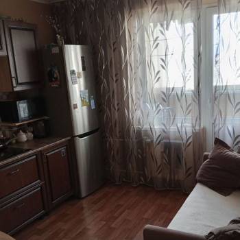 Продается 1-комнатная квартира, 36 м²