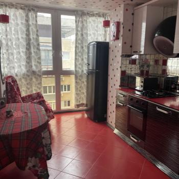 Сдается 2-х комнатная квартира, 60 м²