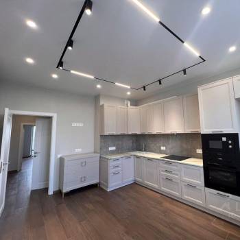Сдается 2-х комнатная квартира, 72 м²