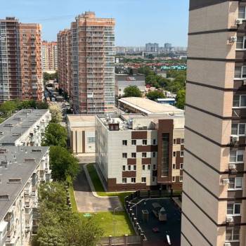 Сдается 2-х комнатная квартира, 72 м²