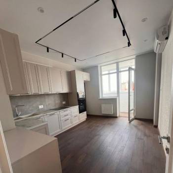 Сдается 2-х комнатная квартира, 72 м²