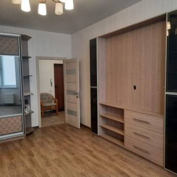 Сдается 1-комнатная квартира, 48 м²