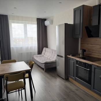 Сдается 1-комнатная квартира, 39 м²