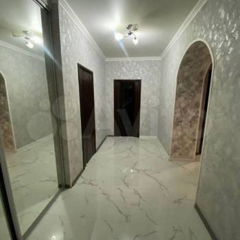 Сдается 2-х комнатная квартира, 780 м²