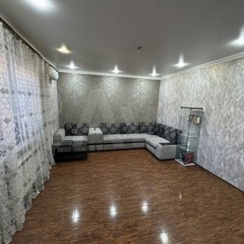 Сдается 2-х комнатная квартира, 780 м²