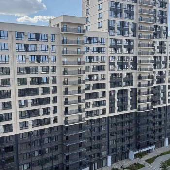 Продается 1-комнатная квартира, 41,8 м²