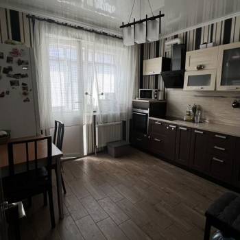 Продается 1-комнатная квартира, 43,7 м²
