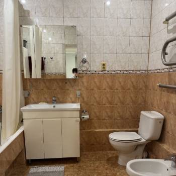 Продается 2-х комнатная квартира, 100 м²