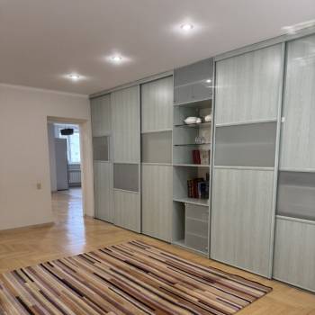 Продается 2-х комнатная квартира, 100 м²