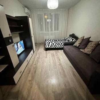 Сдается 1-комнатная квартира, 41 м²
