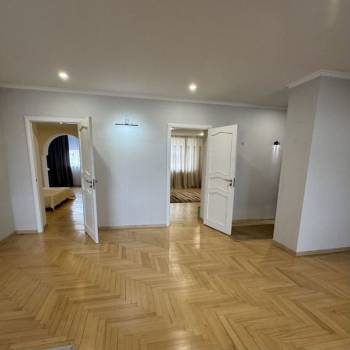 Продается 3-х комнатная квартира, 100 м²