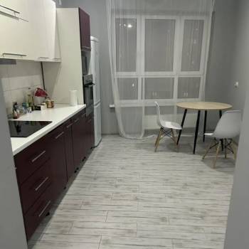 Сдается 1-комнатная квартира, 46 м²