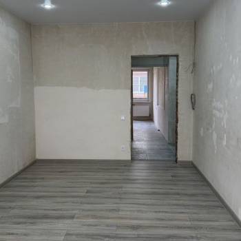 Продается 1-комнатная квартира, 43,2 м²