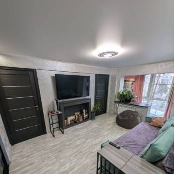 Продается Многокомнатная квартира, 60 м²