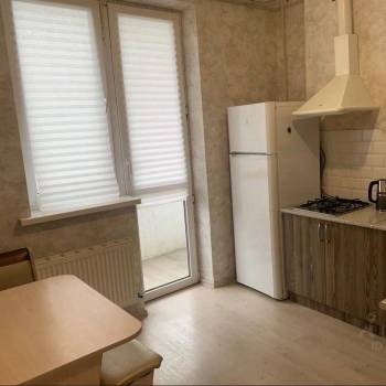 Сдается 1-комнатная квартира, 32 м²