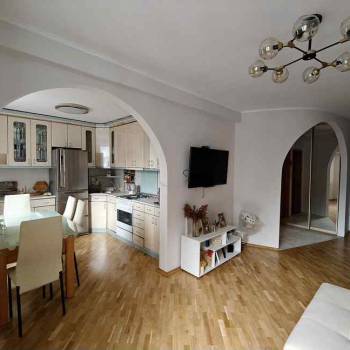 Сдается Многокомнатная квартира, 85 м²