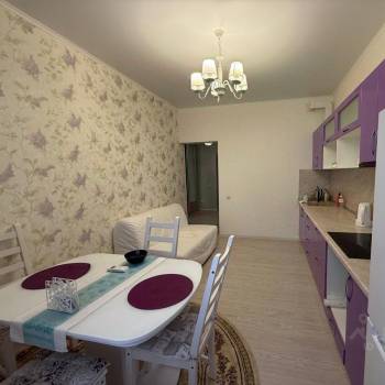 Продается 1-комнатная квартира, 47 м²
