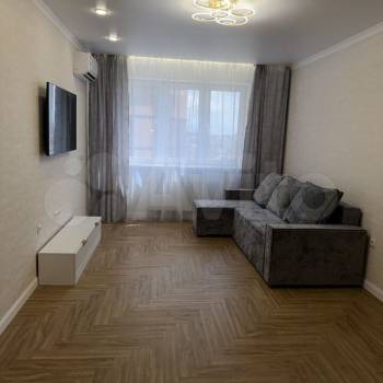 Продается 1-комнатная квартира, 39 м²