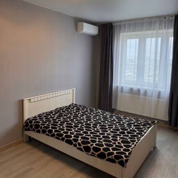 Сдается 1-комнатная квартира, 37,2 м²