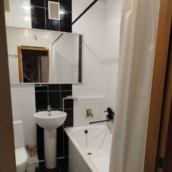 Продается 1-комнатная квартира, 33 м²
