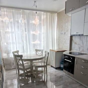 Продается 2-х комнатная квартира, 67 м²