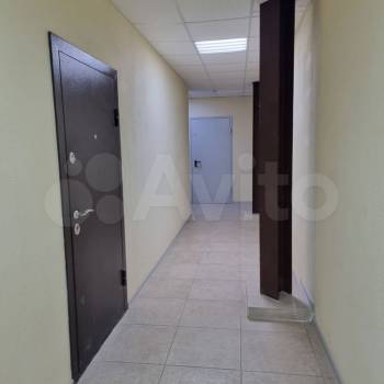 Продается 1-комнатная квартира, 49 м²