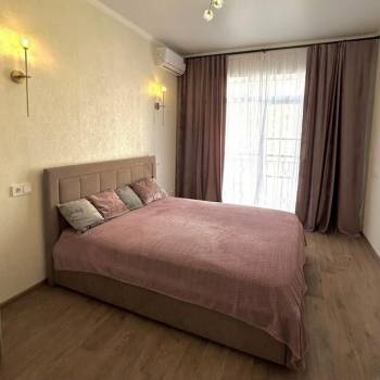 Продается 1-комнатная квартира, 62,7 м²