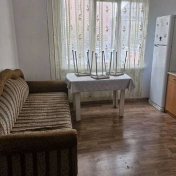 Сдается 1-комнатная квартира, 389 м²