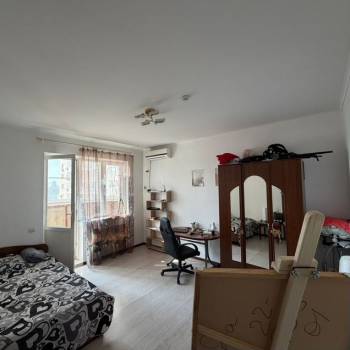 Сдается 1-комнатная квартира, 50 м²