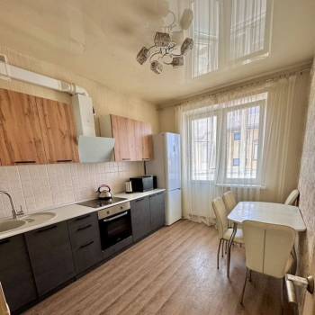 Сдается 1-комнатная квартира, 37 м²
