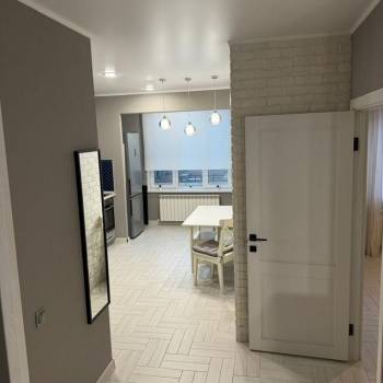 Сдается 1-комнатная квартира, 42 м²