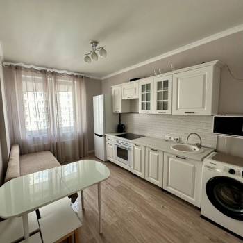 Продается 2-х комнатная квартира, 61 м²