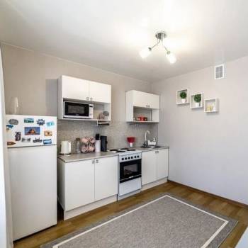 Сдается 1-комнатная квартира, 37,5 м²