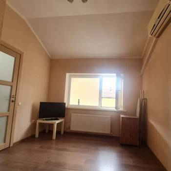 Продается 1-комнатная квартира, 28,6 м²