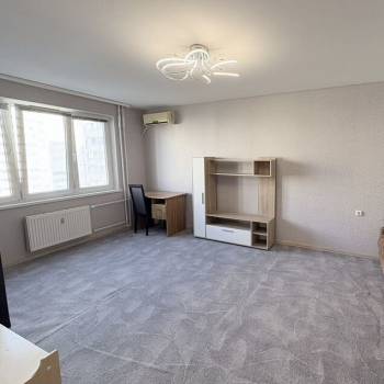 Продается 1-комнатная квартира, 37,7 м²