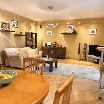 Продается 3-х комнатная квартира, 102 м²