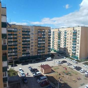 Продается 1-комнатная квартира, 42 м²