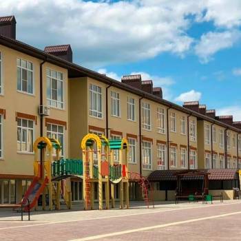 Продается 1-комнатная квартира, 42,4 м²