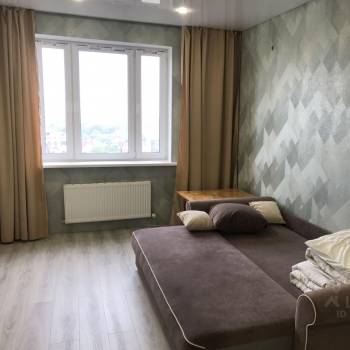 Продается 1-комнатная квартира, 38 м²