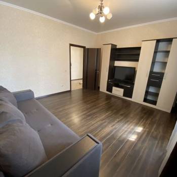 Сдается 1-комнатная квартира, 41 м²