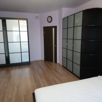 Сдается 1-комнатная квартира, 46 м²