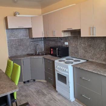 Продается 1-комнатная квартира, 41 м²